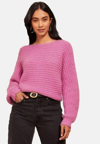 Пуловер Пуловер