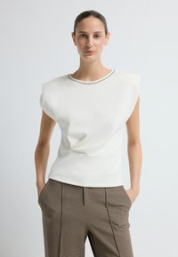 Блузка Блузка