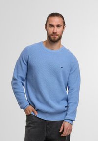 Пуловер Пуловер