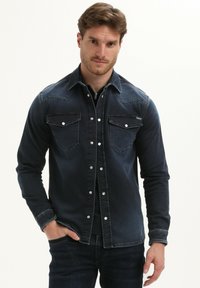 Рубашка Рубашка