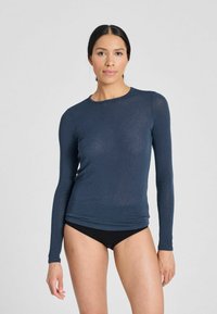 Лонгслив Лонгслив