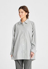 Блузка-рубашка Блузка-рубашка