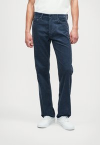 Вельветовые брюки Вельветовые брюки