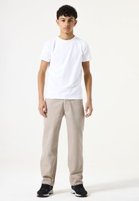 Джинсы Джинсы