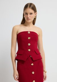 Жилет Жилет