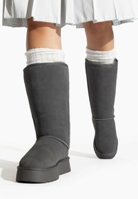 Зимние ботинки Зимние ботинки