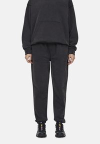 Широкие брюки Широкие брюки