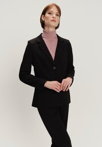 Блейзер Блейзер