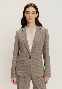 Блейзер Блейзер