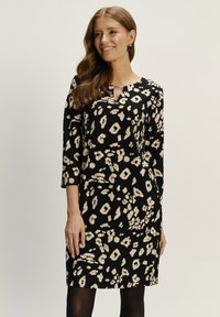 Платье Платье