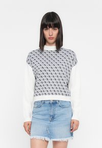 Пуловер Пуловер