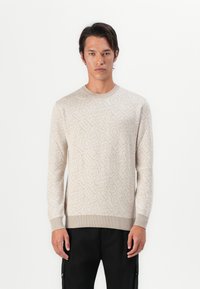 Пуловер Пуловер