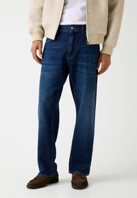 Прямые джинсы Прямые джинсы