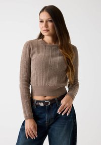 Пуловер Пуловер