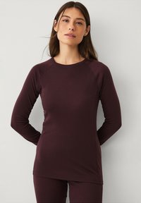 Лонгслив Лонгслив