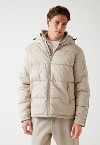 Зимняя куртка Зимняя куртка