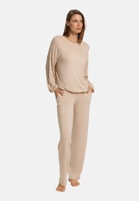 Брюки Брюки