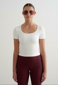 Спортивная майка Спортивная майка