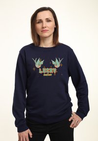 Толстовка Толстовка