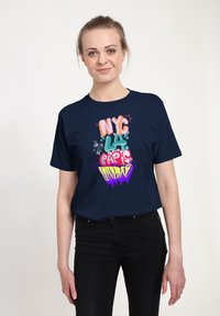 Футболка Футболка