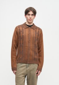 Вязаная кофта Вязаная кофта