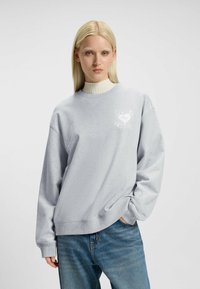 Толстовка Толстовка