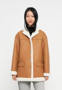 Кожаная куртка Кожаная куртка