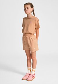 Шорты Шорты