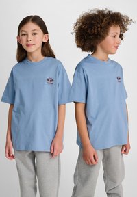 Футболка Футболка