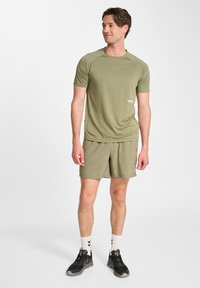 Шорты Шорты