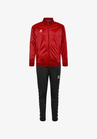 Спортивный костюм Спортивный костюм