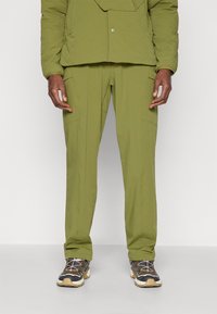 Спортивные штаны Спортивные штаны