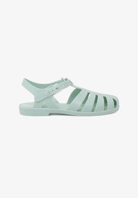 Шлепанцы Шлепанцы