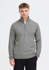 Пуловер Пуловер