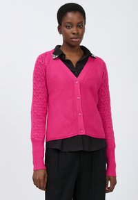 Вязаная кофта Вязаная кофта