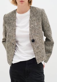 Блейзер Блейзер