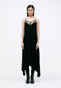 Коктейльное платье Коктейльное платье