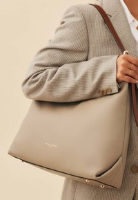 Кожаная сумка Кожаная сумка