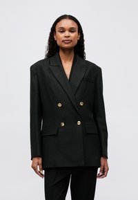 Блейзер Блейзер