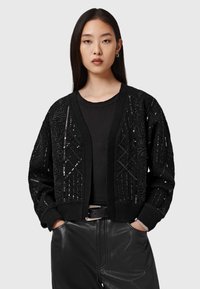 Вязаная кофта Вязаная кофта