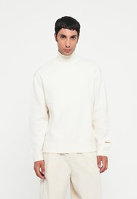 Пуловер Пуловер