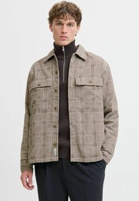 Рубашка Рубашка