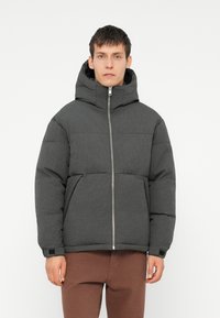 Зимняя куртка Зимняя куртка