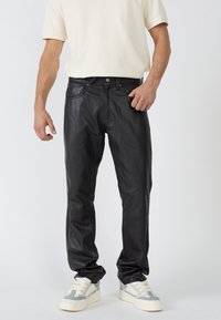 Кожаные штаны Кожаные штаны