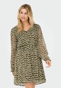 Короткое платье Короткое платье