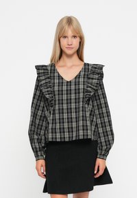 Блузка Блузка