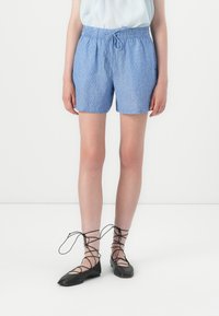 Шорты Шорты