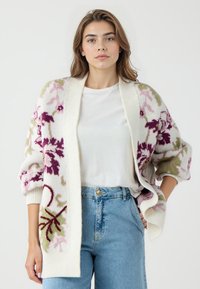 Длинный кардиган Длинный кардиган