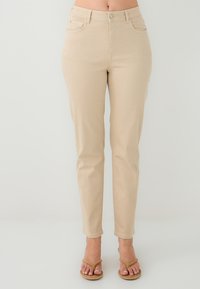 Джинсы Джинсы