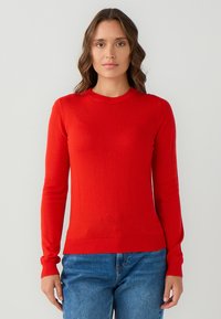 Пуловер Пуловер